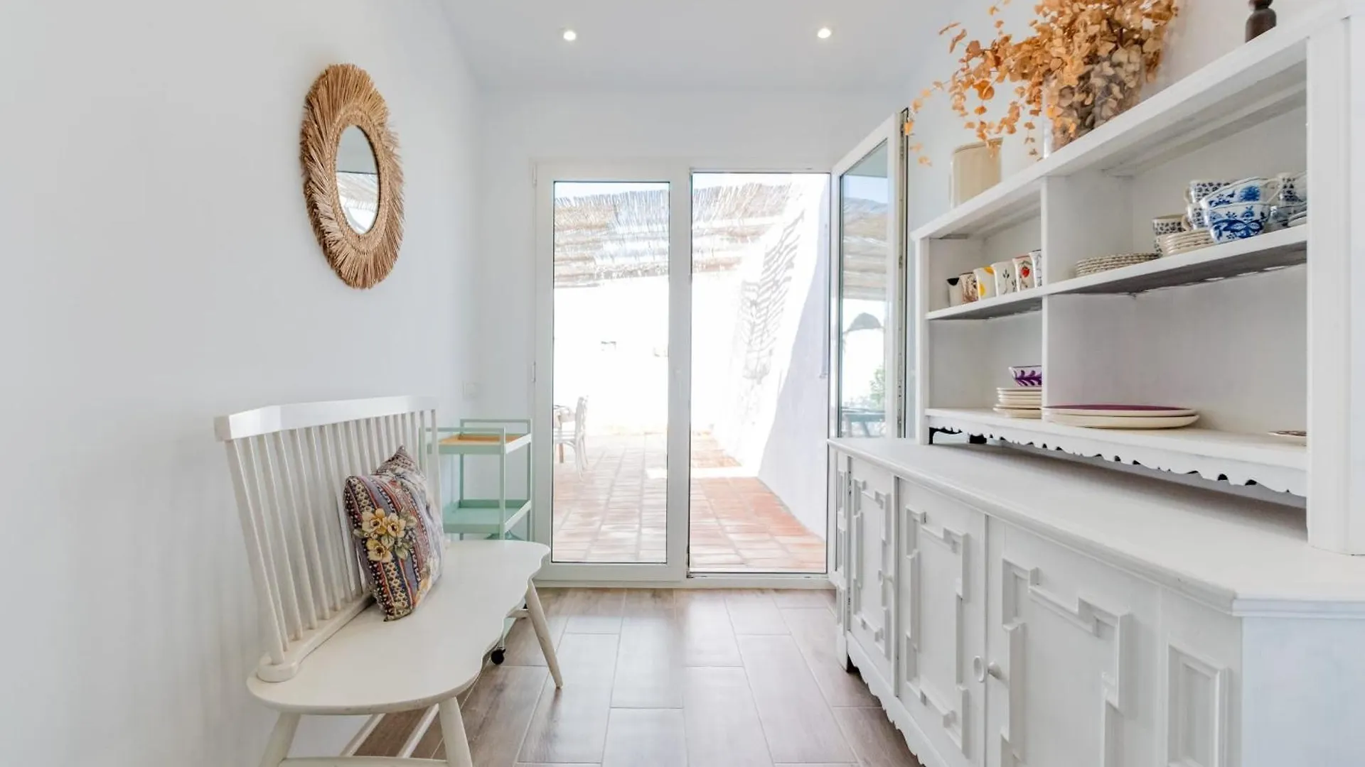 Villa Cayetana - Spacious 4-Bedroom Villa With Private Pool Terrace & Bbq Malaga