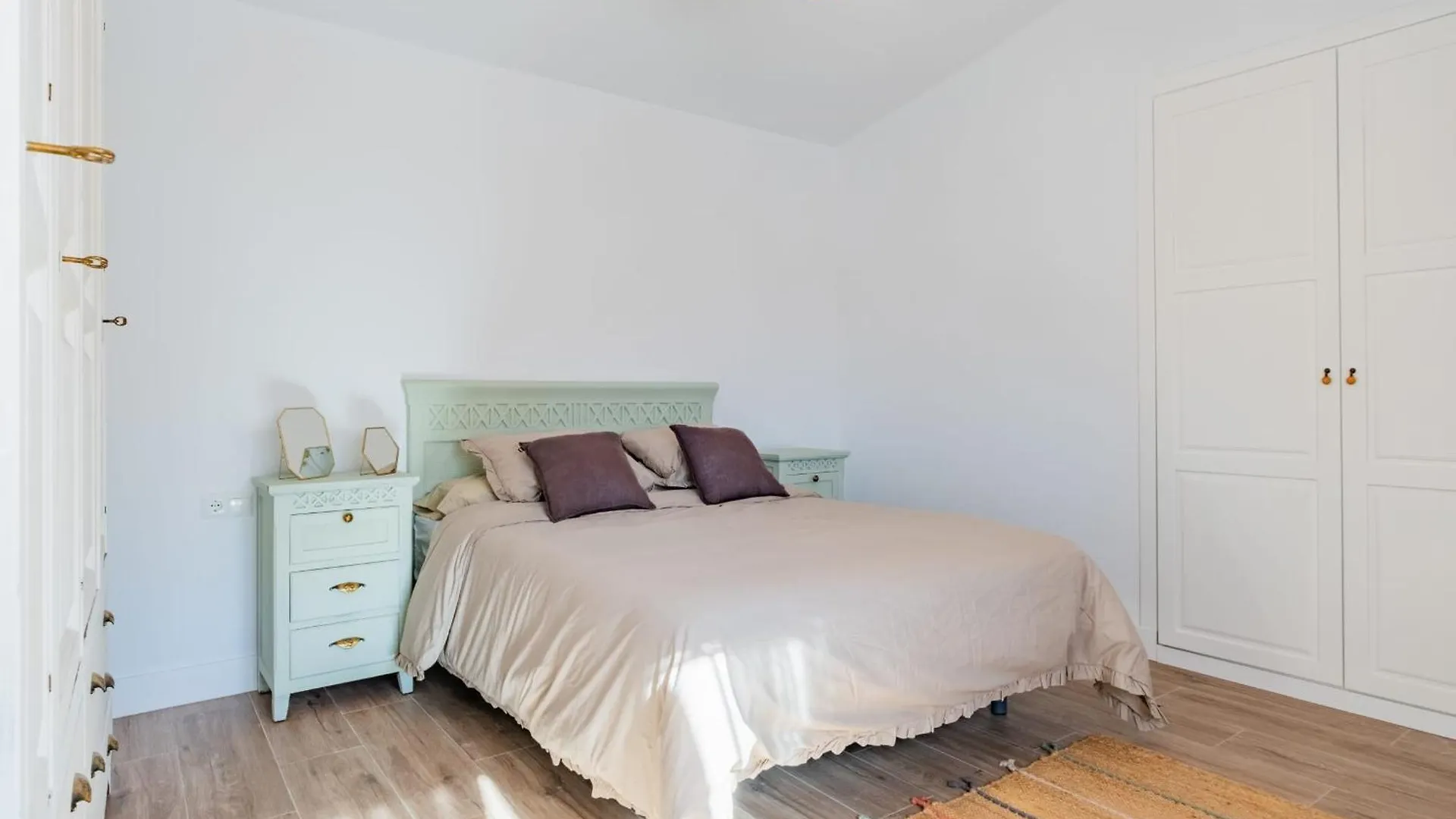 Villa Cayetana - Spacious 4-Bedroom Villa With Private Pool Terrace & Bbq Malaga