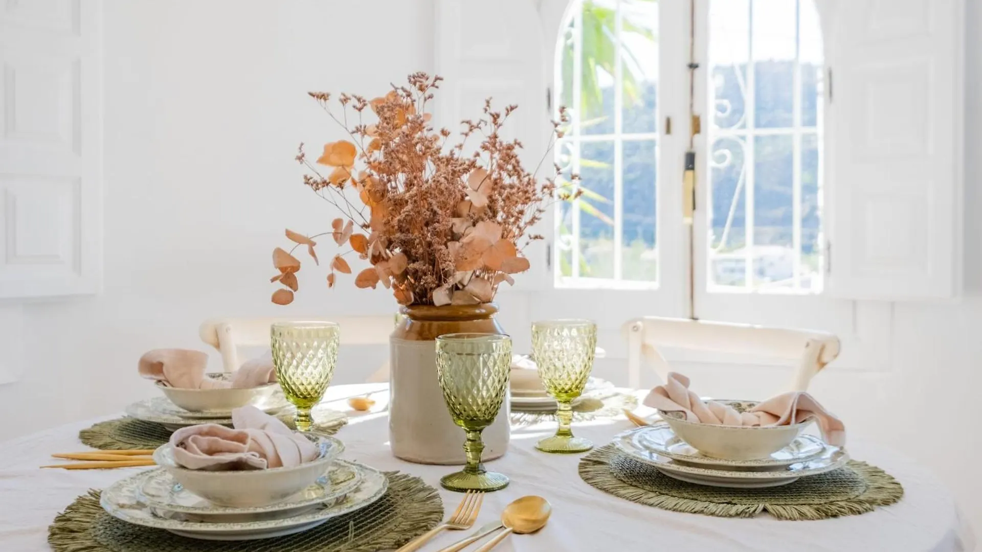 Villa Cayetana - Spacious 4-Bedroom Villa With Private Pool Terrace & Bbq Malaga