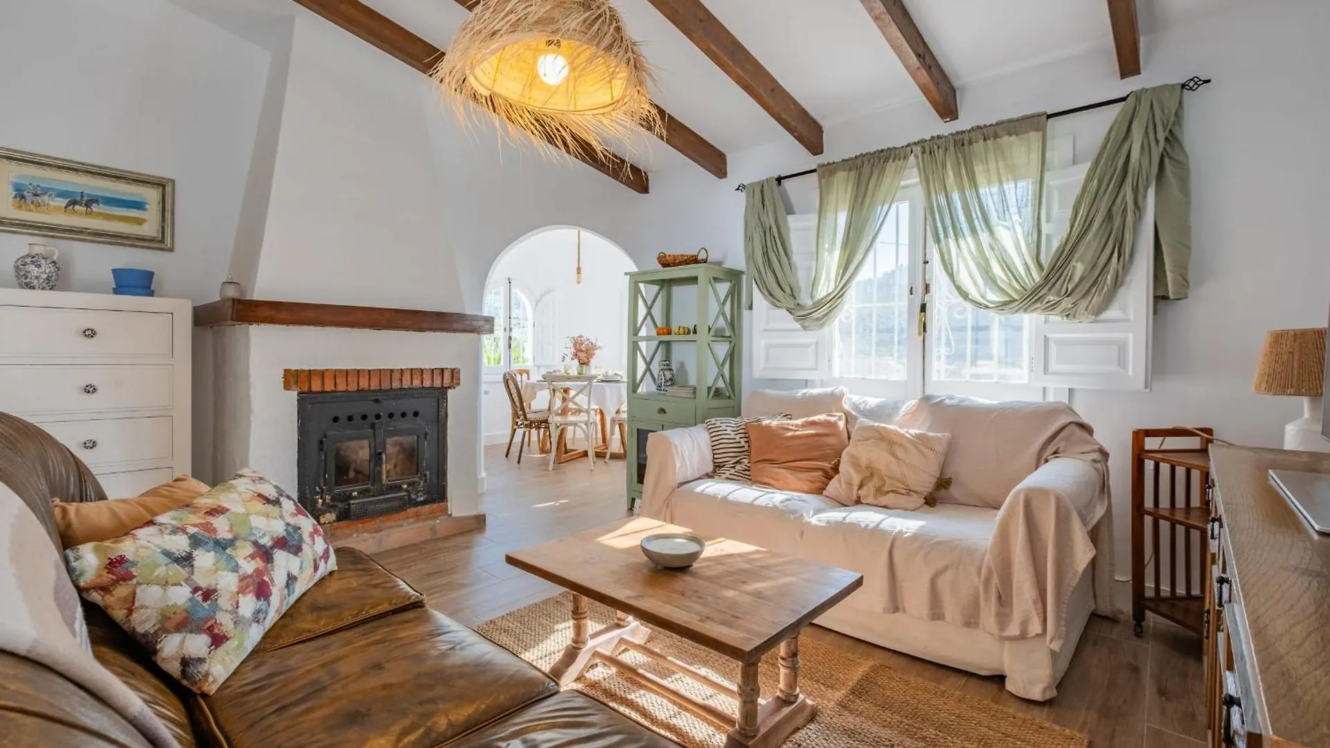 Villa Cayetana - Spacious 4-Bedroom Villa With Private Pool Terrace & Bbq Malaga Spain