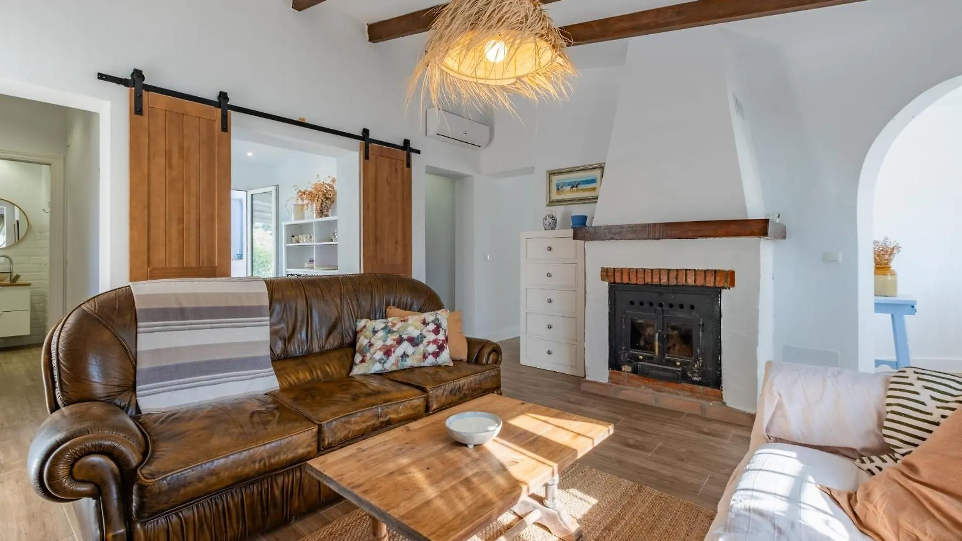 Villa Cayetana - Spacious 4-Bedroom Villa With Private Pool Terrace & Bbq Malaga