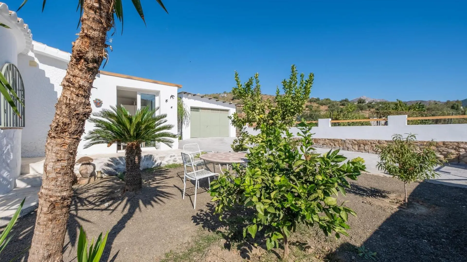 Villa Cayetana - Spacious 4-Bedroom Villa With Private Pool Terrace & Bbq Malaga