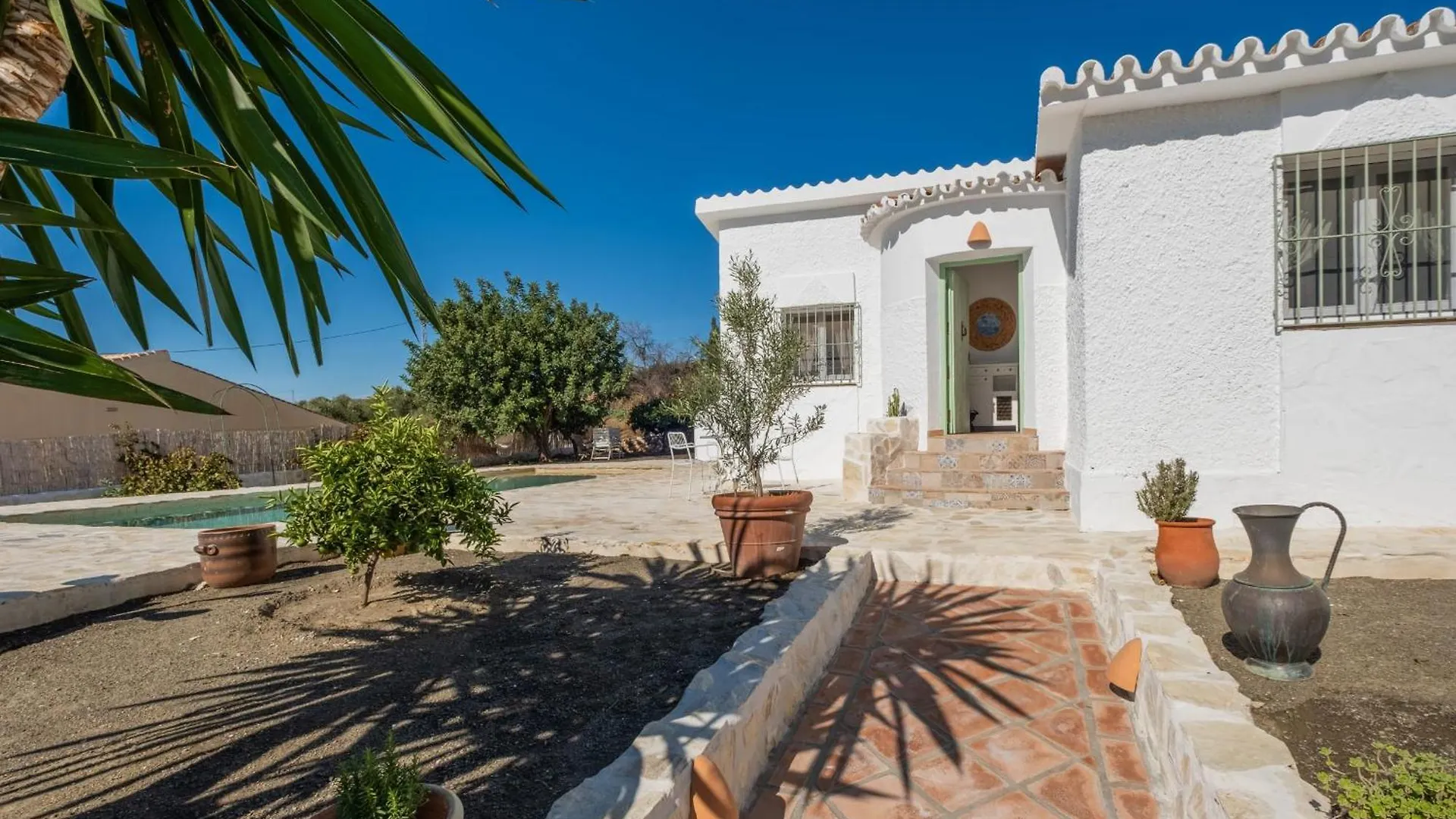Villa Cayetana - Spacious 4-Bedroom Villa With Private Pool Terrace & Bbq Malaga